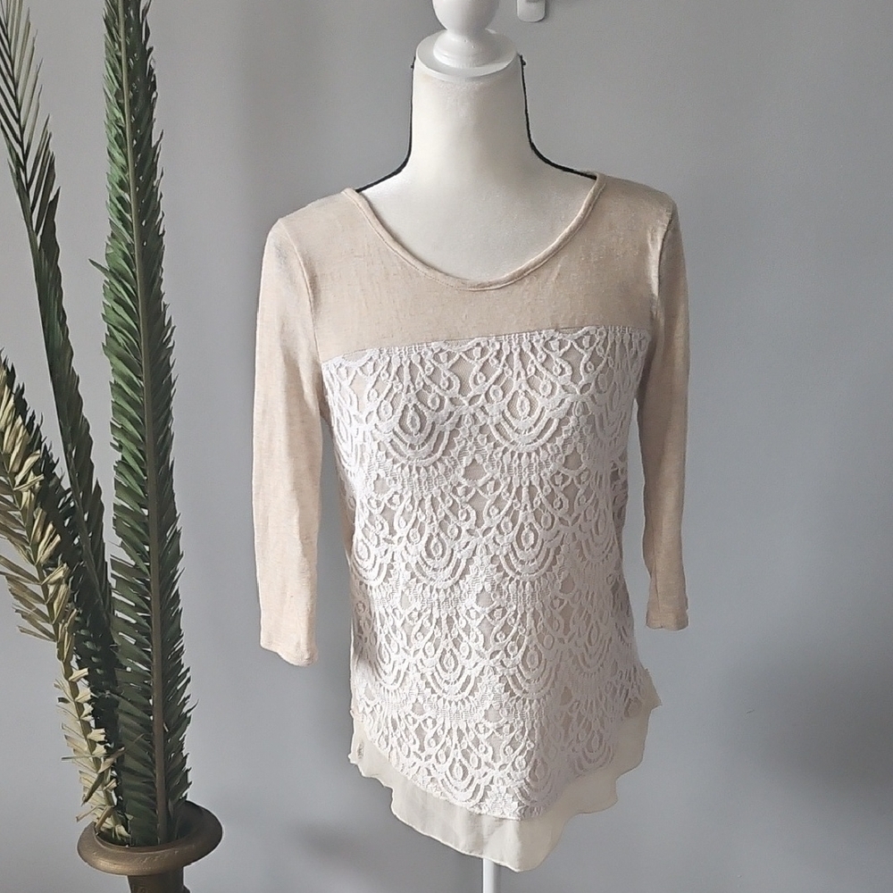 PRICE DROP*
Maurices Cream Lace Accent Blouse